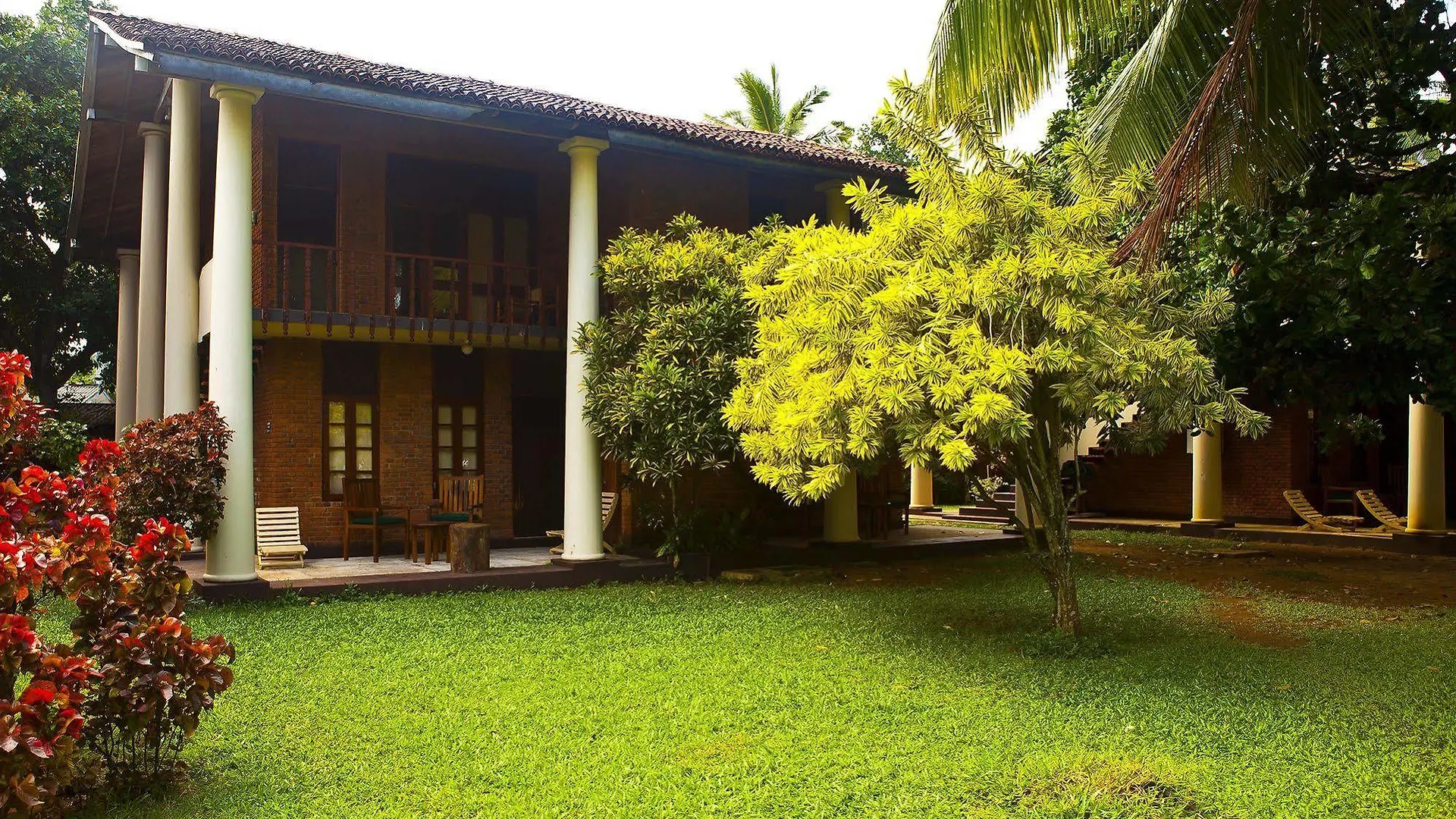 Yoho Rivi Ras Hotel Dehiwala-Mont Lavinia 4*,  Sri Lanka